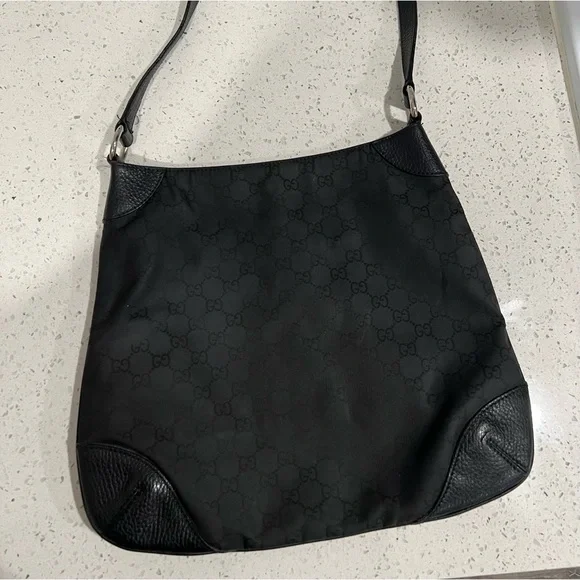 Gucci Shoulder Bag - Picture 5 of 6